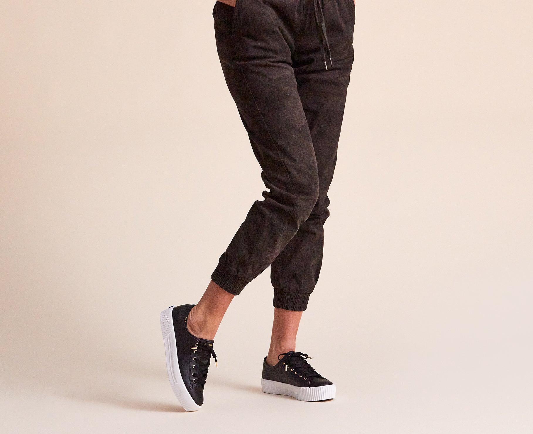Keds triple ruffle leather black store